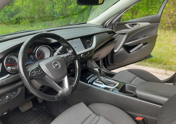 Opel Insignia cena 57900 przebieg: 143000, rok produkcji 2018 z Prabuty małe 352